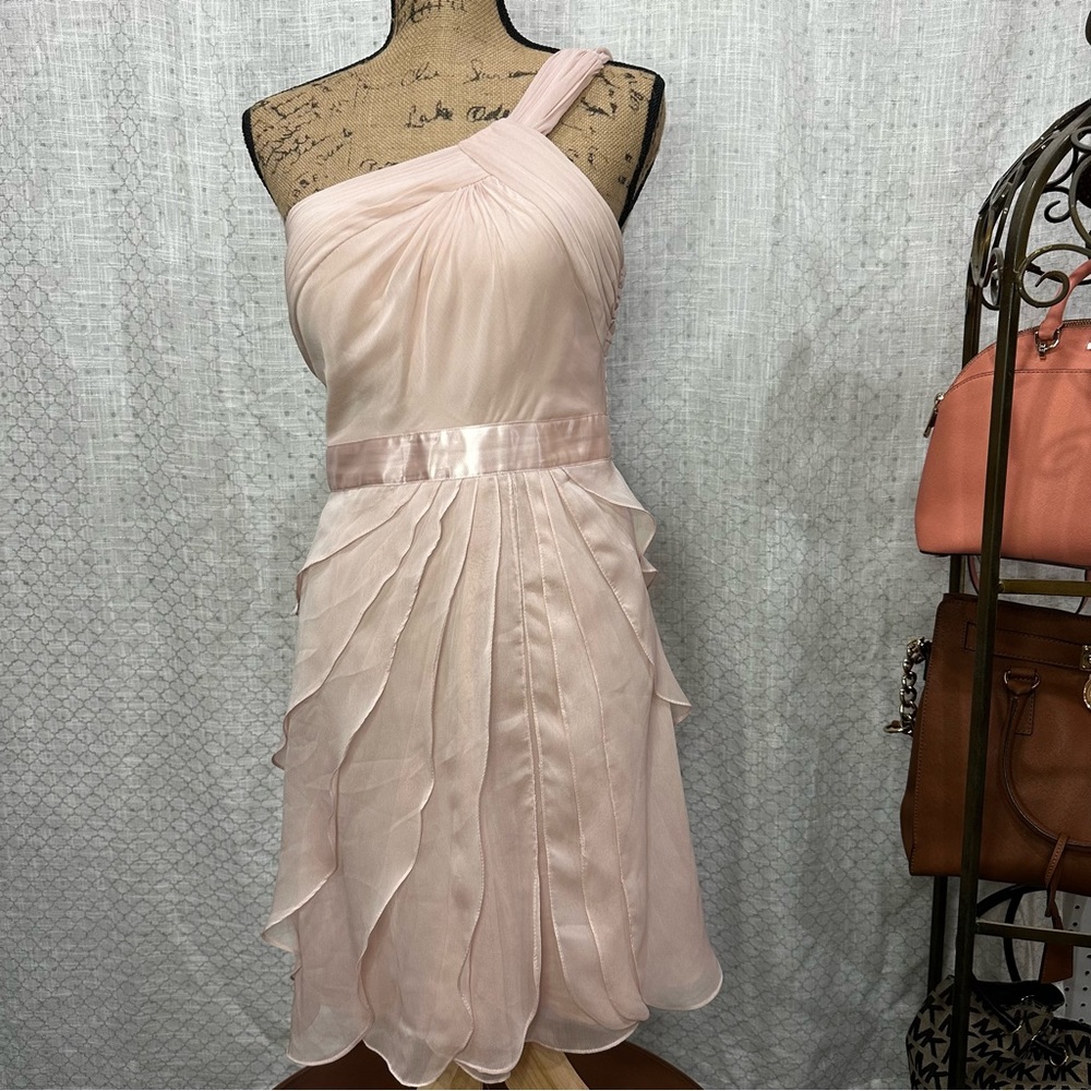 🔥 ADRIANNA PAPELL Blush Tiered Chiffon One Shoulder Dress Sz6